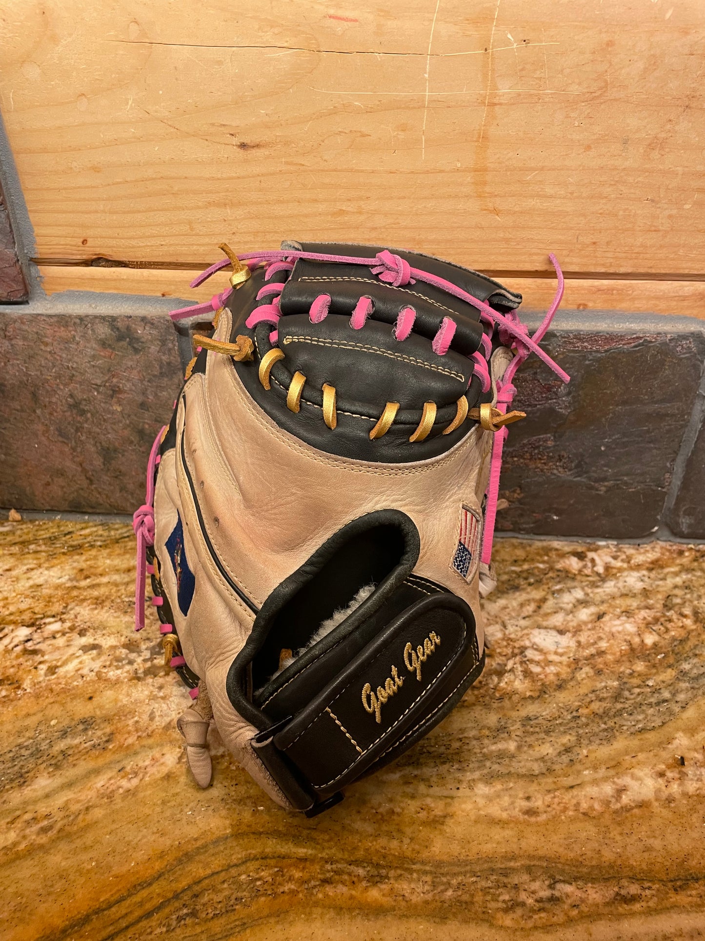 Full Baseball Glove Relace and Cleaning (Catchers and 1st Base)