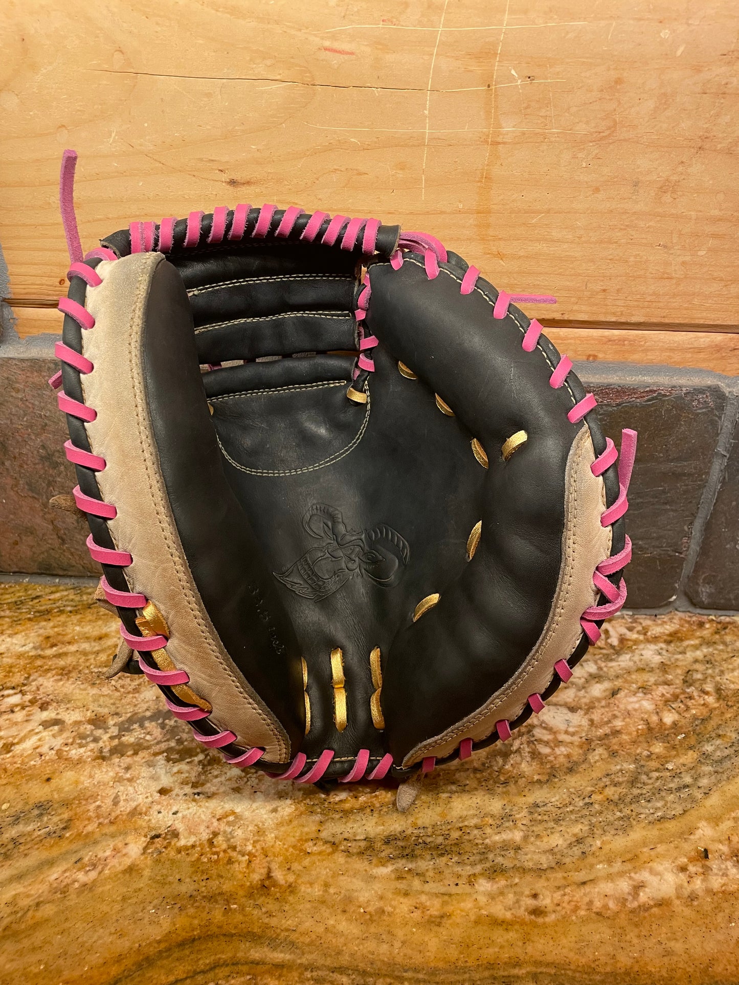 Full Baseball Glove Relace and Cleaning (Catchers and 1st Base)